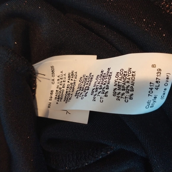 Karen Kane Red Ahead Front Twist Top Gold/Copper XL - Picture 8 of 12